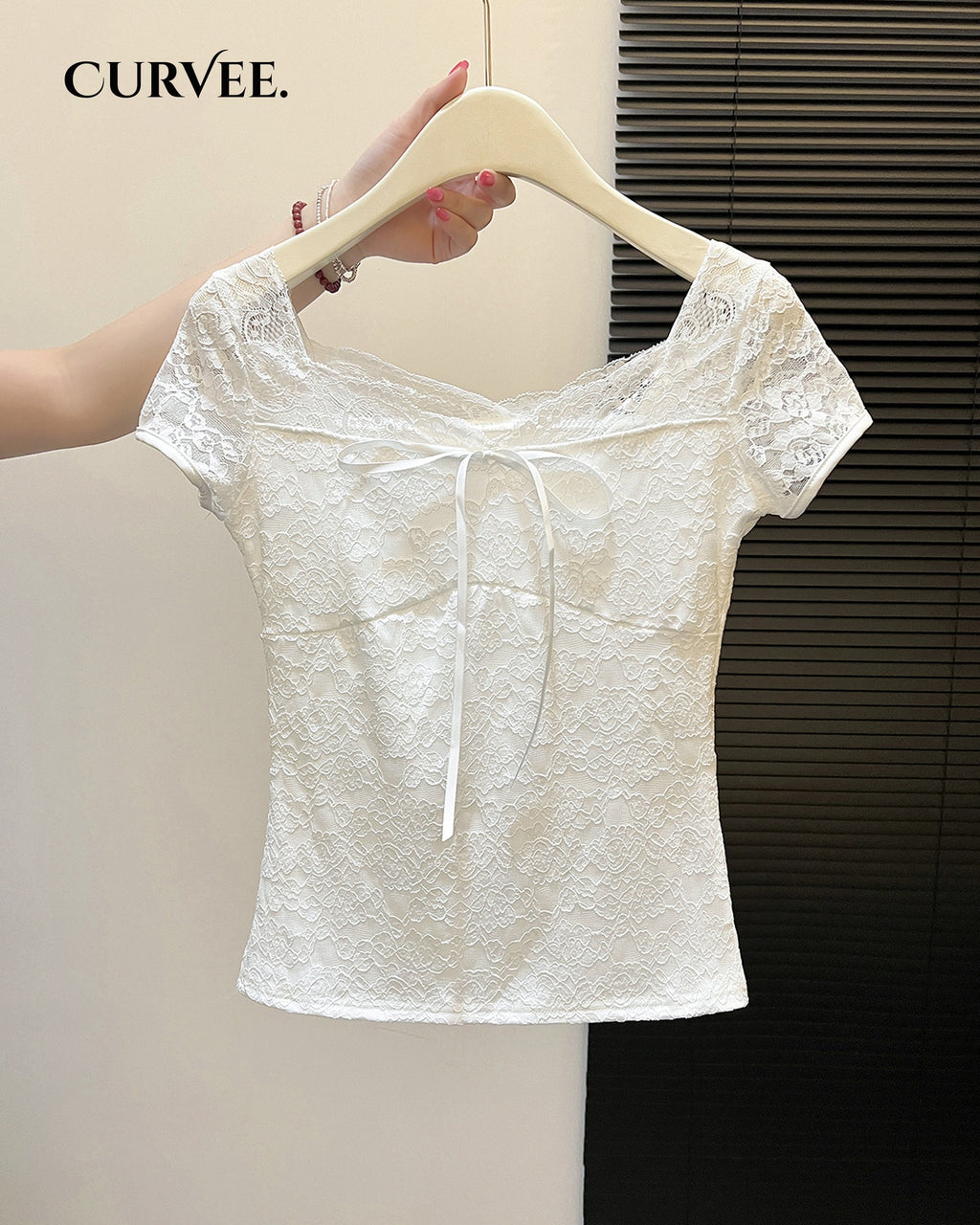 Lace Short-Sleeve Tight Top