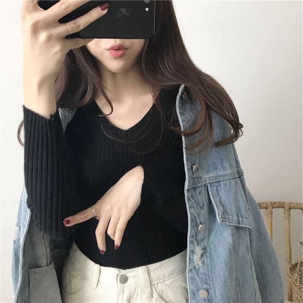 V-neck warm long-sleeved T-shirt