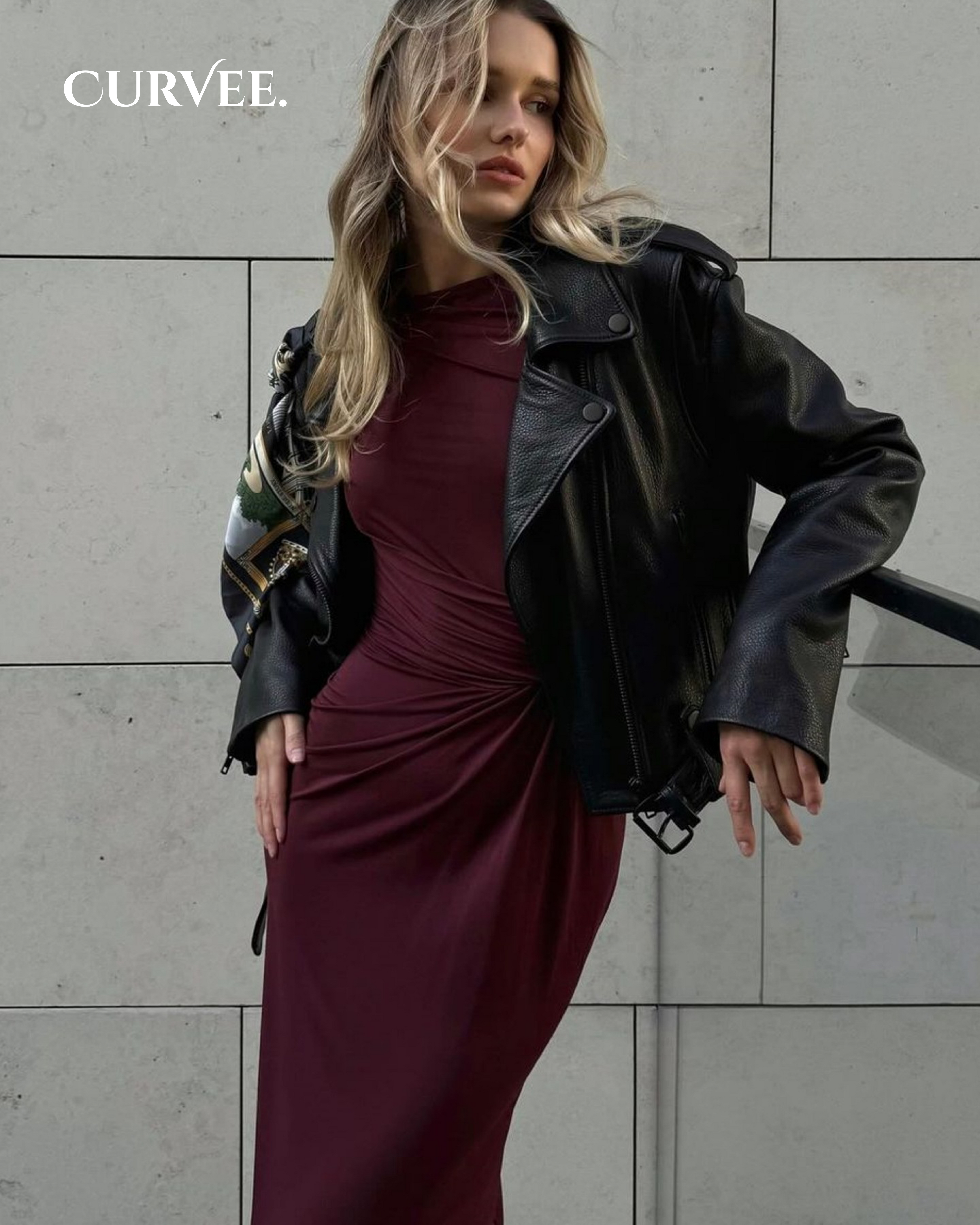 Aww! Long-Sleeved Waist-Cinching Pleated Slim Long Dress