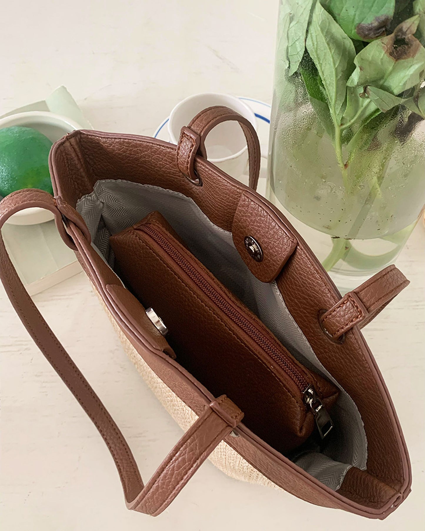 Casual western style shoulder bag